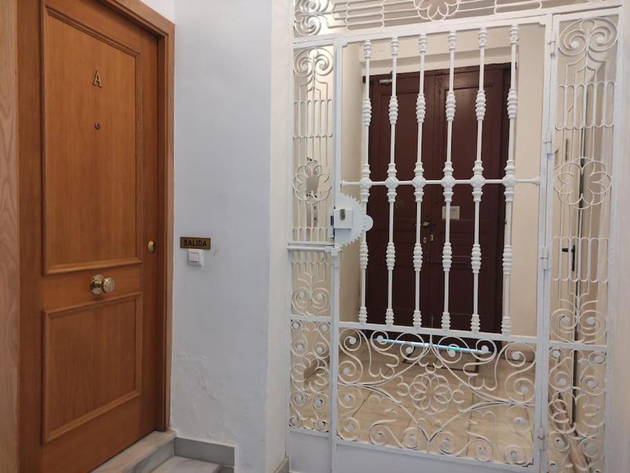 Amor De Dios 30 Sevilla Eksteriør billede
